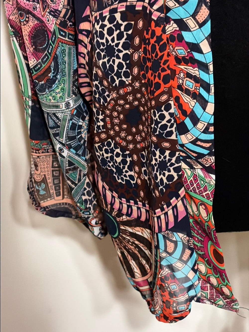 Women's Multicolor Patterned Kimono Jacket - Picture 4 of 12